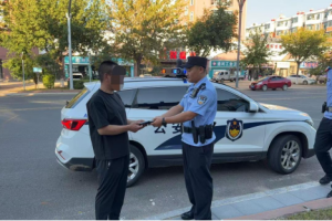 危急时刻伸援手 细微之处见真情——民警暖心助民