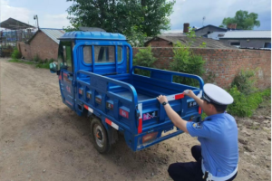 松花江畔稻浪黄 冰城“警”色护秋