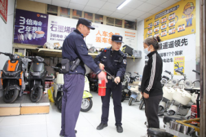 冰城公安：深化全链条治理 守护“九小场所”烟火平安