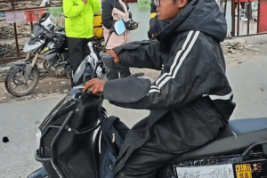 唐僧师徒四人踏上318，现在留给人们的进藏方式已经不多